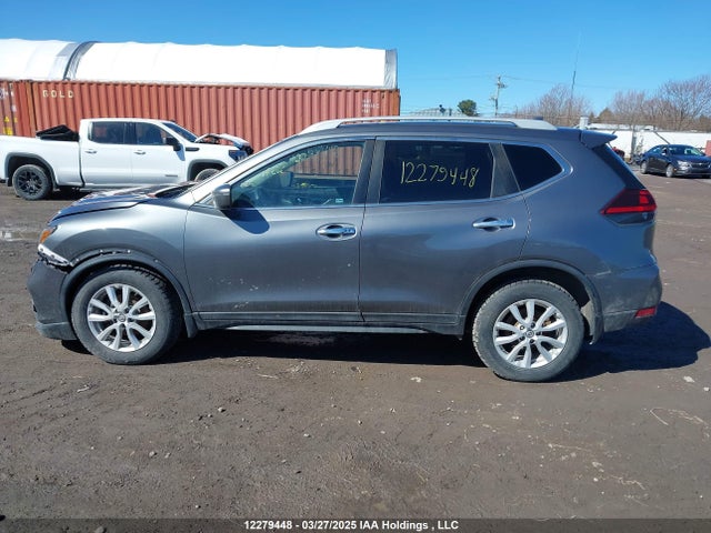5N1AT2MV6JC776139 Nissan Rogue