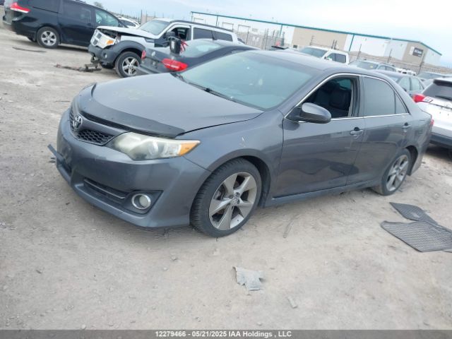 4T1BF1FK9EU871738 Toyota Camry