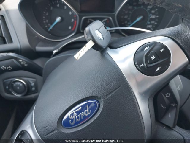 1FMCU0GX3EUE16012 Ford Escape