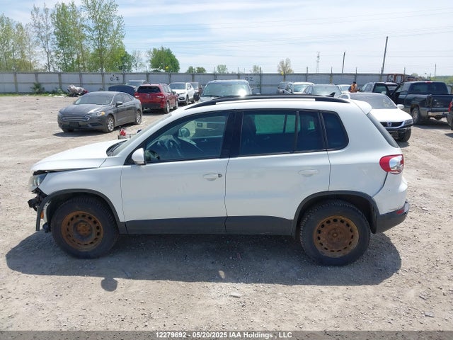 WVGNV7AX9HK024899 Volkswagen Tiguan Wolfsburg