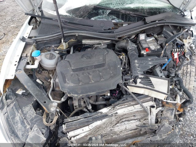 3VV0B7AX5JM006973 Volkswagen Tiguan