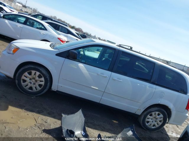 2C4RDGBG6ER456886 Dodge Grand Caravan Se