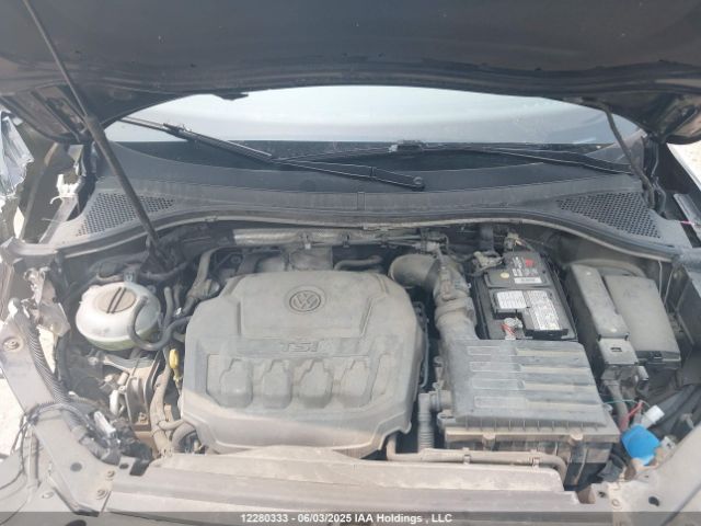 3VV2B7AX9JM116319 Volkswagen Tiguan
