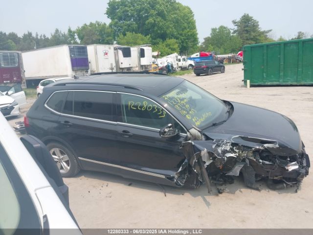 3VV2B7AX9JM116319 Volkswagen Tiguan