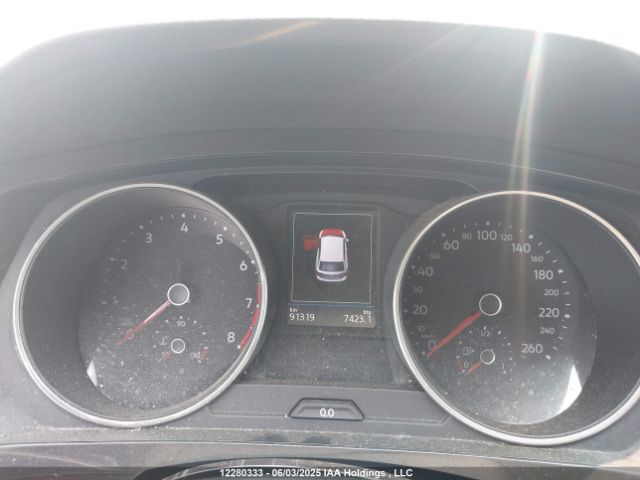 3VV2B7AX9JM116319 Volkswagen Tiguan