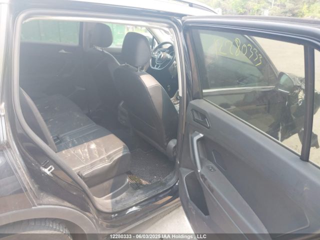 3VV2B7AX9JM116319 Volkswagen Tiguan