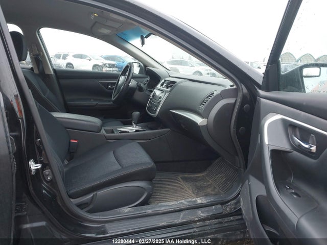 1N4AL3AP5GN338778 Nissan 2016