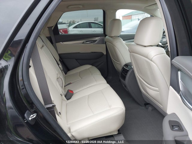 1GYKNDRS9LZ126387 Cadillac lgx