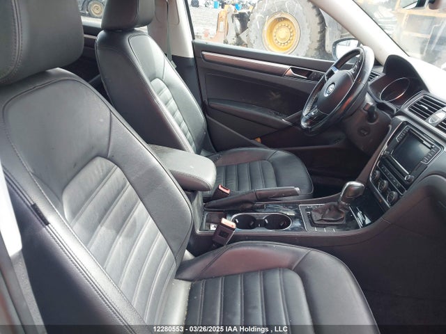 1VWET7A35HC082801 Volkswagen tsi
