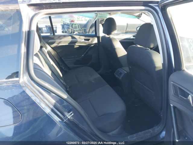 3VW717AU9JM764169 Volkswagen GOLF SPORTWAGEN