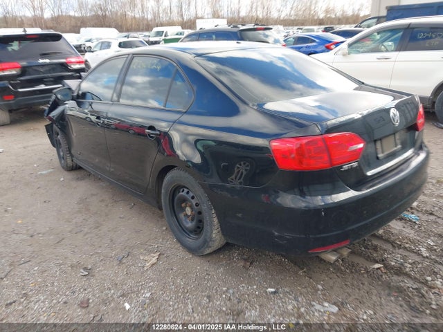 3VWDK7AJ4EM404982 Volkswagen 2014