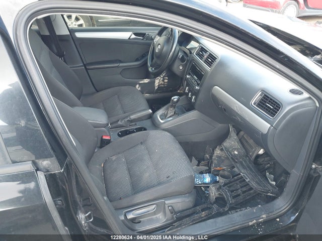 3VWDK7AJ4EM404982 Volkswagen 2014
