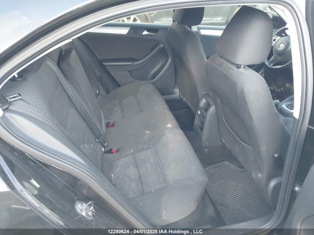 3VWDK7AJ4EM404982 Volkswagen 2014