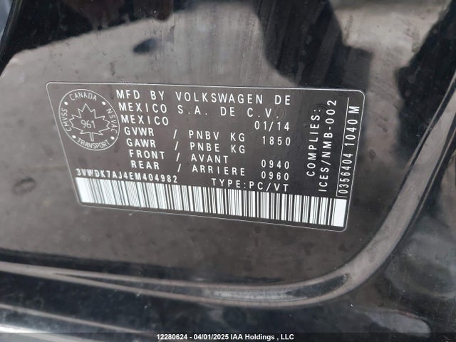 3VWDK7AJ4EM404982 Volkswagen 2014