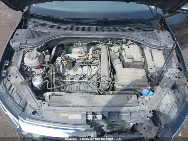3VWC57BU9MM075318 Volkswagen tsi