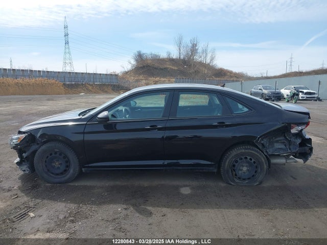 3VWC57BU9MM075318 Volkswagen tsi