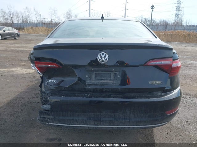 3VWC57BU9MM075318 Volkswagen tsi