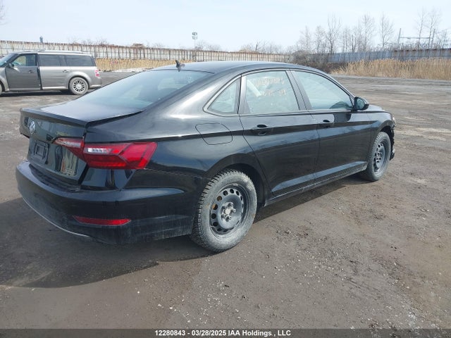 3VWC57BU9MM075318 Volkswagen tsi