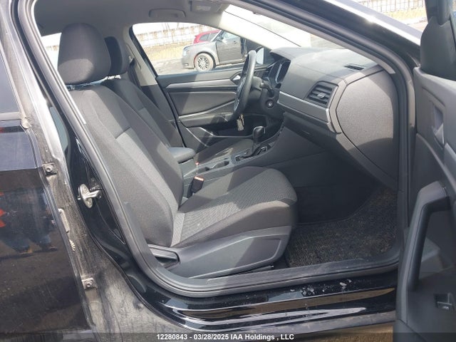3VWC57BU9MM075318 Volkswagen tsi