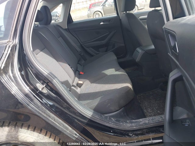 3VWC57BU9MM075318 Volkswagen tsi