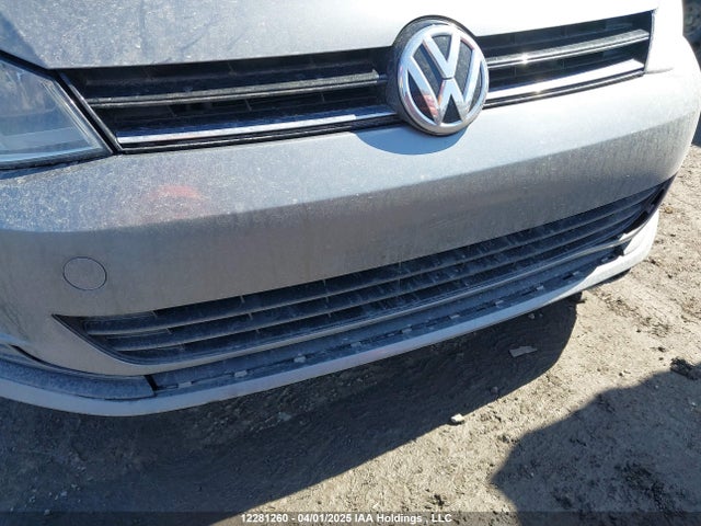 3VW217AU9FM053265 Volkswagen Golf