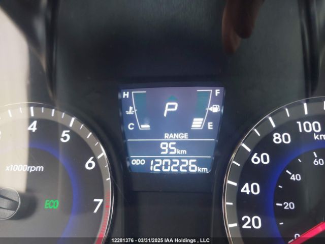 KMHCT4AE9EU772384 Hyundai Accent