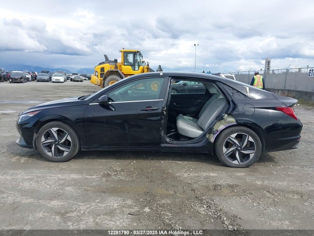 KMHLN4AG3NU214459 Hyundai Elantra