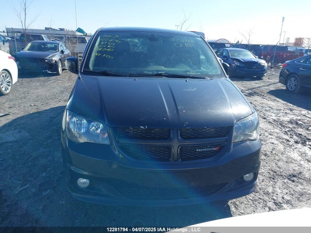 2C4RDGEGXJR313428 Dodge Grand Caravan