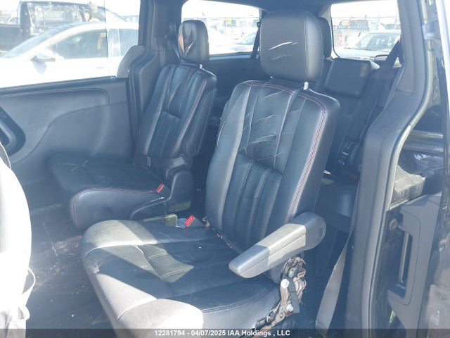2C4RDGEGXJR313428 Dodge Grand Caravan