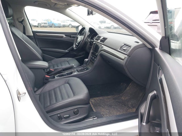1VWKA7A3XKC007091 Volkswagen Passat
