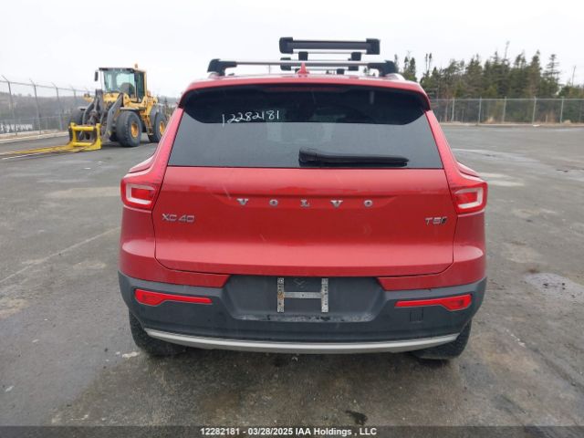 YV4162UK6L2242811 Volvo Xc40 T5 Momentum