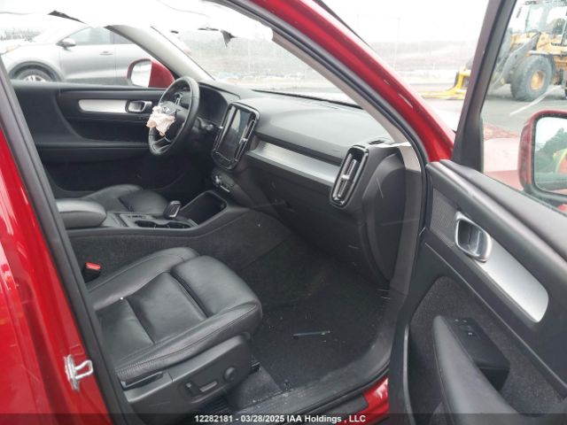 YV4162UK6L2242811 Volvo Xc40 T5 Momentum