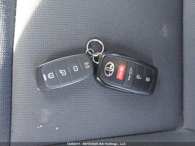 JTDBCMFE3P3005888 Toyota 2zr-fxe, 1vm