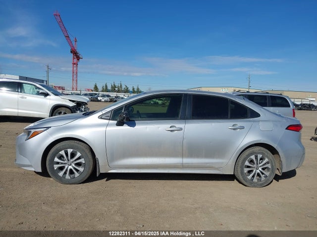JTDBCMFE3P3005888 Toyota 2zr-fxe, 1vm