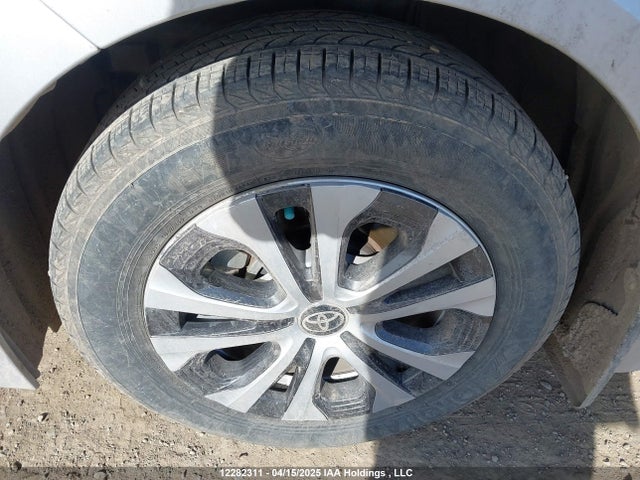 JTDBCMFE3P3005888 Toyota 2zr-fxe, 1vm