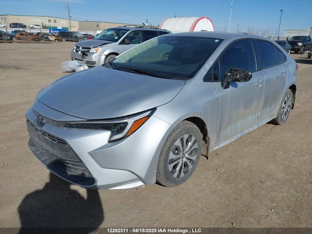 JTDBCMFE3P3005888 Toyota 2zr-fxe, 1vm
