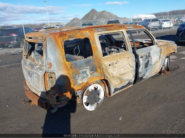 1C4NJPAB5GD532438 Jeep Patriot