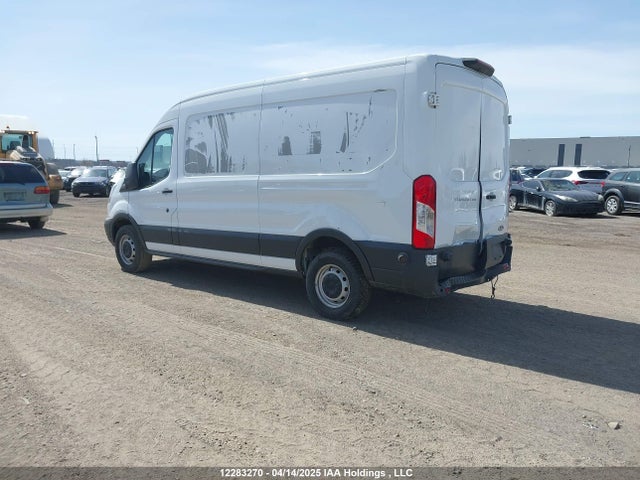 Ford 2018 2018 1FTYR2CM3JKA04696 Image 3