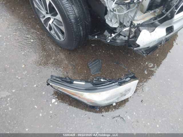5TDGZRBH2LS500089 Toyota Highlander Xle