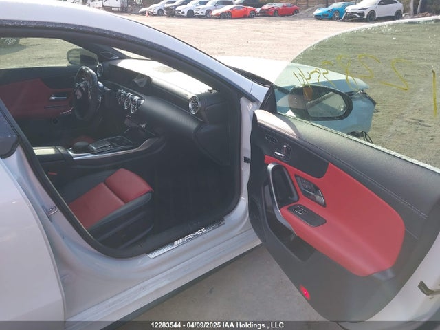 W1K5J5DB5PN406435 Mercedes-Benz m139q