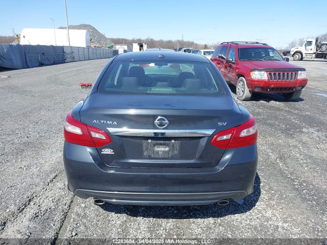 2018 Nissan Altima მანქანა იყიდება აუქციონზე, vin: 1N4AL3AP1JC204014, აუქციონის ნომერი: 12283604