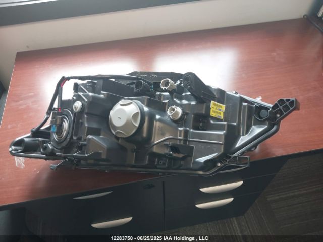 5N1AT2MVXJC819977 Nissan 2018
