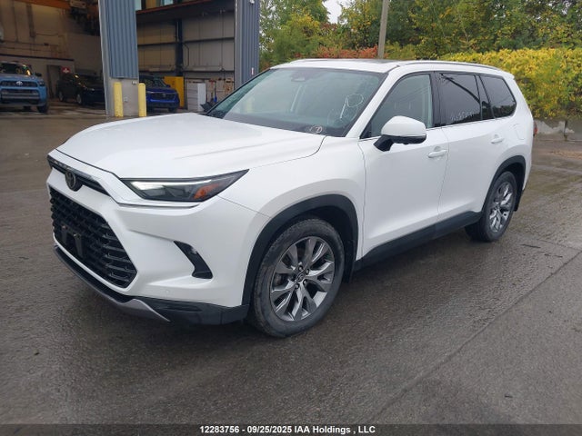 Toyota t24a-fts 2024 5TDAAAB51RS012815 Image 2