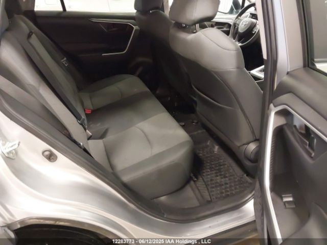 2T3B1RFV5PC358215 Toyota RAV4 LE