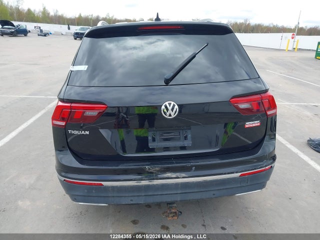 Продажа на аукционе авто 2019 Volkswagen Tiguan Highline, vin: 3VV4B7AX8KM075515, номер лота: 12284355