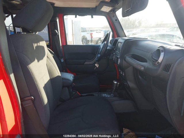 1C4BJWDG4HL607061 Jeep Wrangler