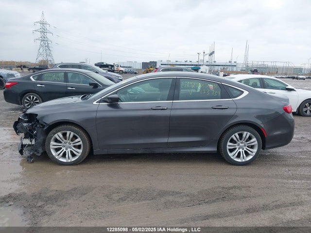 1C3CCCAB6FN733739 Chrysler 200