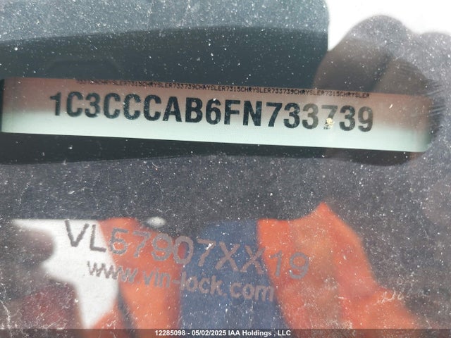 1C3CCCAB6FN733739 Chrysler 200