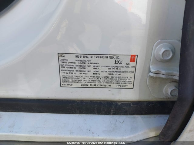 5YJSA1E28HF231702 Tesla MODEL S