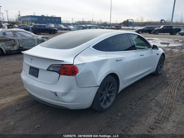 5YJ3E1EA4KF514914 Tesla MODEL 3